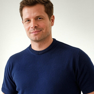 Men's Sweaters (Short-Sleeved)