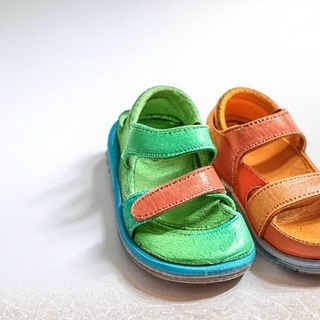 Kid's Sandals & Slides